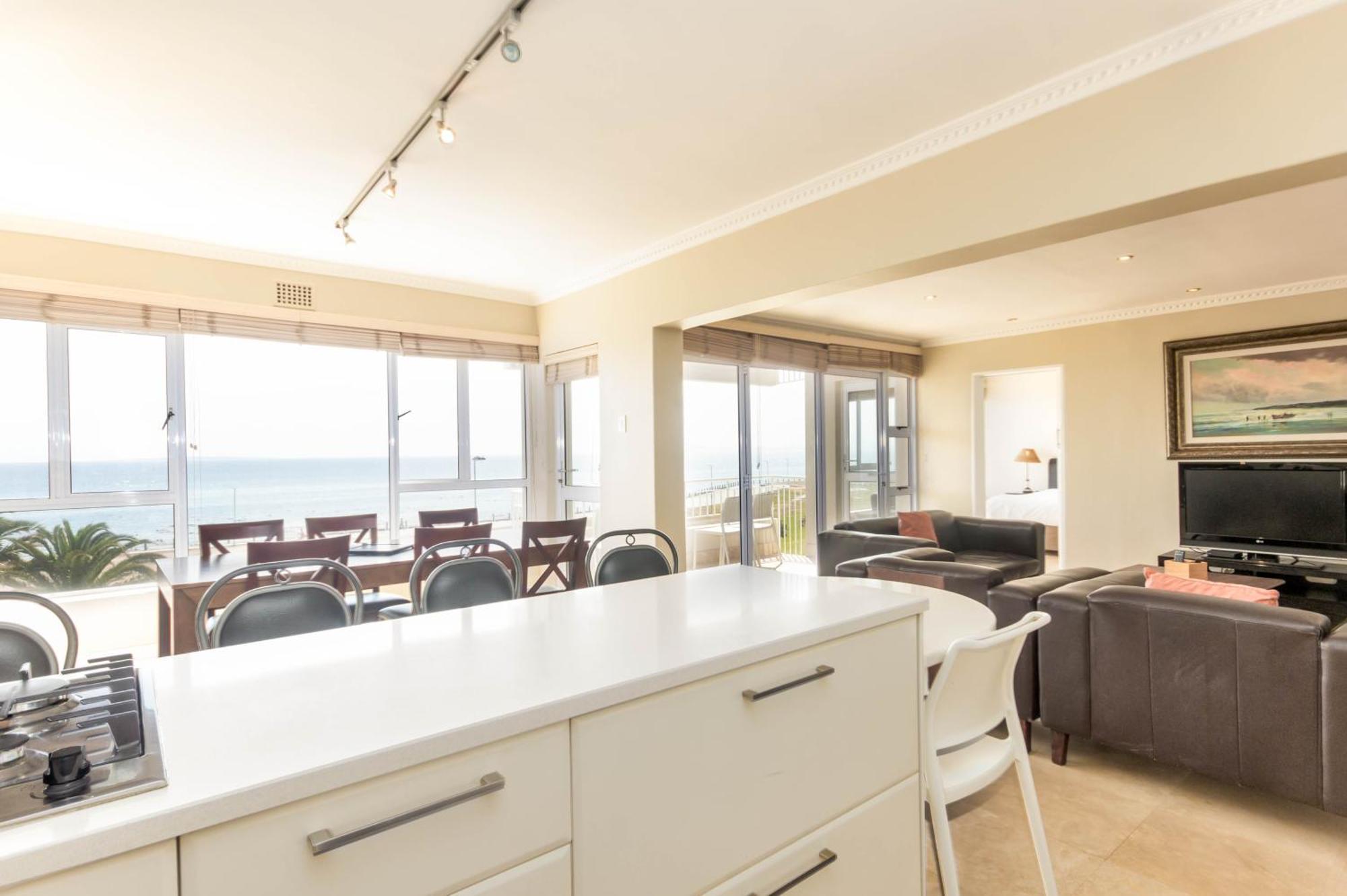 Mouille Point Apartments Кейптаун Номер фото
